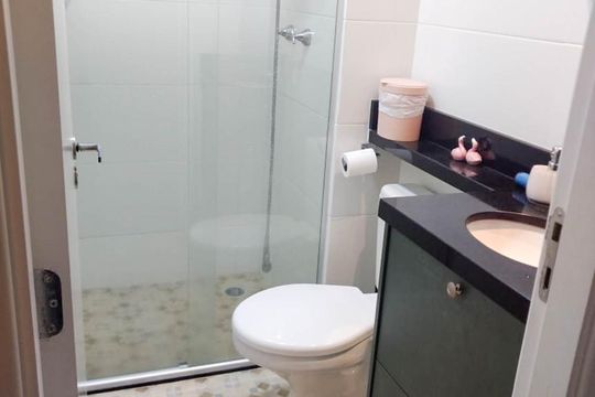 Banheiro de apartamento à venda com 2 quartos, 55m² em Mooca, São Paulo