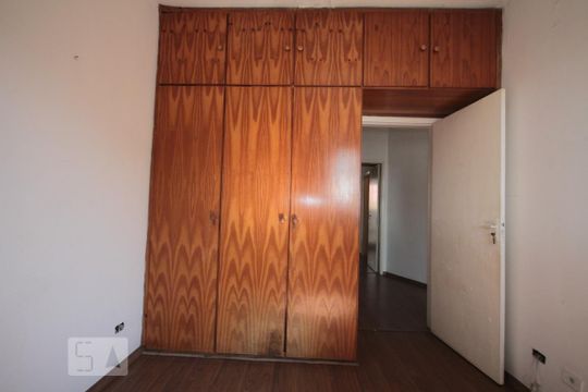 Quarto 2 de casa à venda com 3 quartos, 250m² em São João Climaco, São Paulo