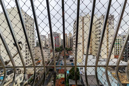 Vista da Sala de apartamento à venda com 3 quartos, 67m² em Icaraí, Niterói