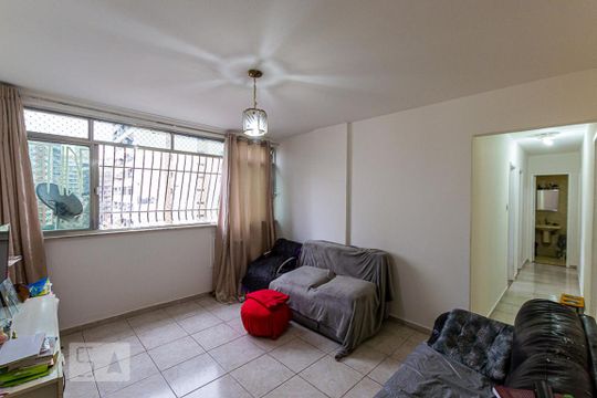 Apartamento à venda com 3 quartos, 67m² em Icaraí, Niterói