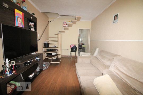 Casa à venda com 3 quartos, 120m² em Jardim Modelo, São Paulo