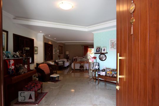 Casa para alugar com 5 quartos, 600m² em Setor de Habitações Individuais Sul, Brasília