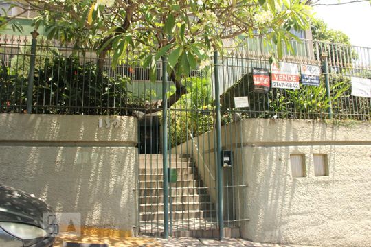 fachada de apartamento para alugar com 2 quartos, 98m² em Vila Isabel, Rio de Janeiro