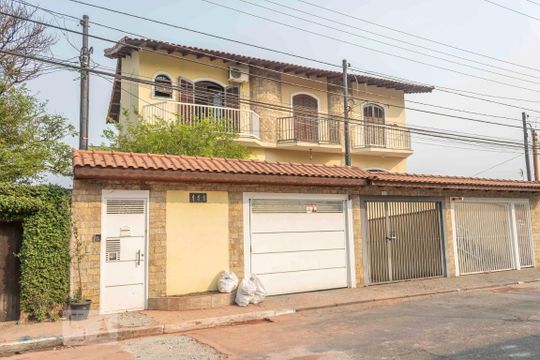 Fachada de casa à venda com 3 quartos, 180m² em Vila Bonilha Nova, São Paulo