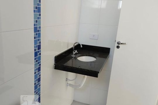 Banheiro de apartamento à venda com 2 quartos, 44m² em Vila Matilde, São Paulo