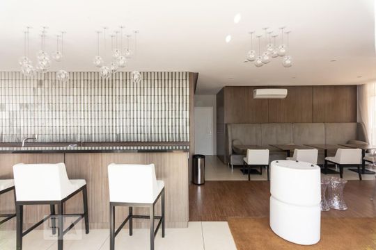 Espaço Gourmet de apartamento para alugar com 1 quarto, 66m² em Parque Industrial Tomas Edson, São Paulo