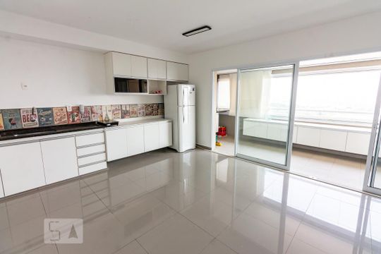Apartamento para alugar com 1 quarto, 66m² em Parque Industrial Tomas Edson, São Paulo