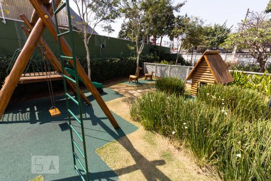 Playground de apartamento para alugar com 1 quarto, 66m² em Parque Industrial Tomas Edson, São Paulo