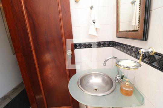 Lavabo de apartamento para alugar com 4 quartos, 350m² em Cacuia, Rio de Janeiro