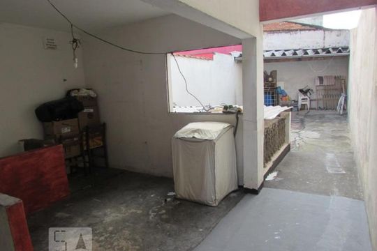 Área de Serviço  de casa à venda com 5 quartos, 335m² em Vila Araguaia, São Paulo