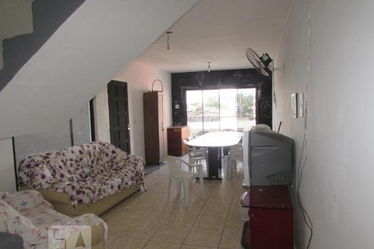 Casa à venda com 5 quartos, 335m² em Vila Araguaia, São Paulo