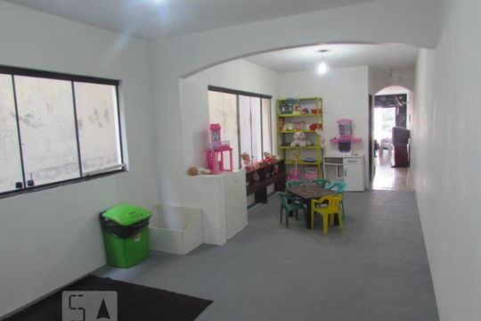 Sala de casa à venda com 5 quartos, 335m² em Vila Araguaia, São Paulo