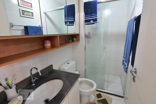 Banheiro de apartamento à venda com 1 quarto, 34m² em Água Branca, São Paulo