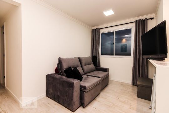 Sala de apartamento para alugar com 2 quartos, 40m² em Jardim Belém, São Paulo