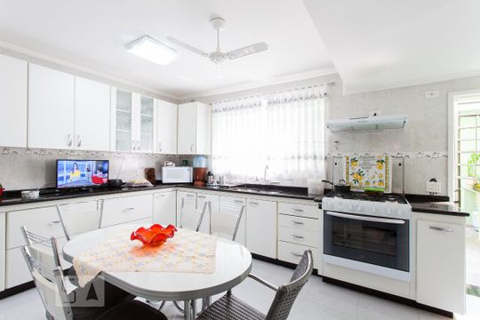Cozinha de casa de condomínio à venda com 3 quartos, 220m² em Tatuapé, São Paulo