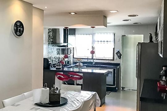 Cozinha de apartamento para alugar com 4 quartos, 240m² em Santa Paula, São Caetano do Sul