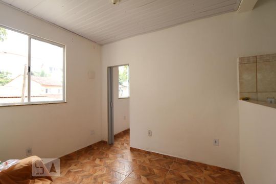 Kitnet/Studio para alugar com 1 quarto, 45m² em Tanque, Rio de Janeiro