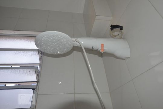 Banheiro de kitnet/studio à venda com 1 quarto, 32m² em Centro, Rio de Janeiro