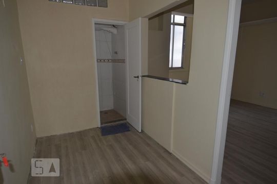 Entrada de kitnet/studio à venda com 1 quarto, 32m² em Centro, Rio de Janeiro