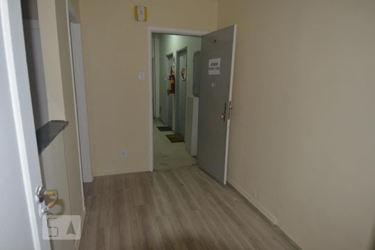 Entrada de kitnet/studio à venda com 1 quarto, 32m² em Centro, Rio de Janeiro