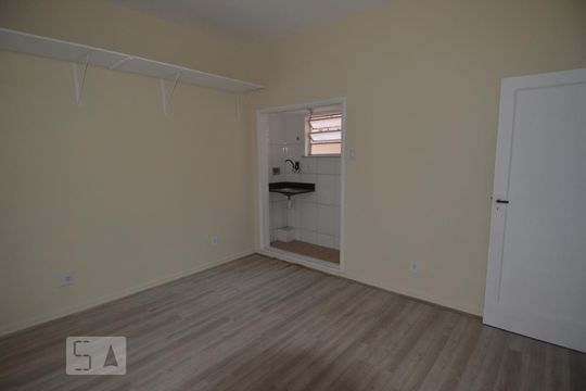 Sala de kitnet/studio à venda com 1 quarto, 32m² em Centro, Rio de Janeiro