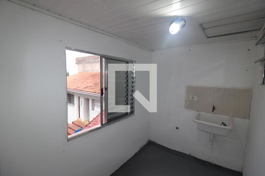 Área de Serviço de casa para alugar com 1 quarto, 40m² em Jardim Palmira, Guarulhos