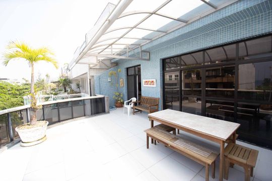 Apartamento à venda com 4 quartos, 270m² em Recreio dos Bandeirantes, Rio de Janeiro