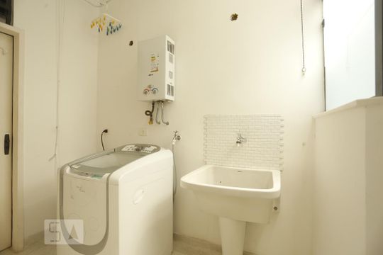 Area de Serviços de apartamento à venda com 2 quartos, 105m² em Jardim Paulista, São Paulo
