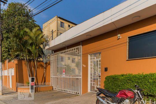 Fachada de apartamento à venda com 2 quartos, 48m² em Vila Silvia, São Paulo