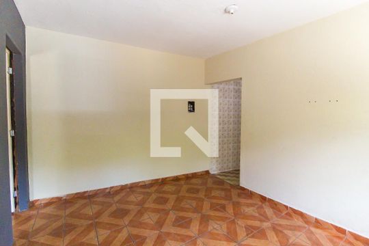 Casa à venda com 2 quartos, 165m² em Limoeiro, São Paulo