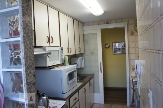 Cozinha de apartamento à venda com 2 quartos, 90m² em Vila Isabel, Rio de Janeiro