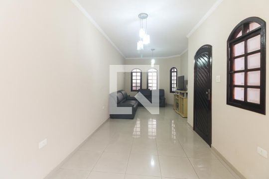 Sala de casa à venda com 3 quartos, 250m² em Vila Carrão, São Paulo