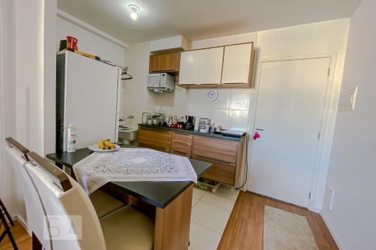 Cozinha de apartamento para alugar com 1 quarto, 35m² em Mooca, São Paulo