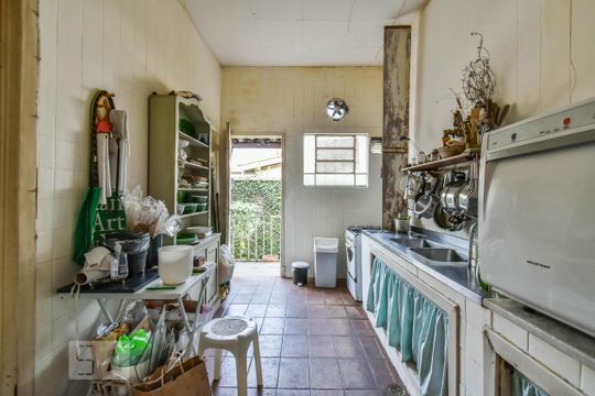 Cozinha de casa à venda com 3 quartos, 511m² em Vila Madalena, São Paulo