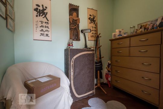 Quarto de Serviço de casa para alugar com 3 quartos, 350m² em Campo Belo, São Paulo