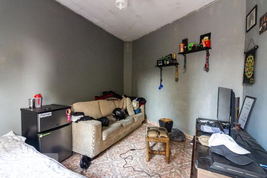 Edicula de casa à venda com 3 quartos, 286m² em Vila Lageado, São Paulo