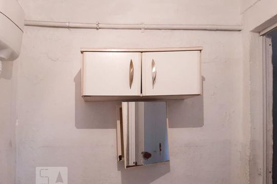 Banheiro de apartamento para alugar com 1 quarto, 30m² em Bela Vista, São Paulo
