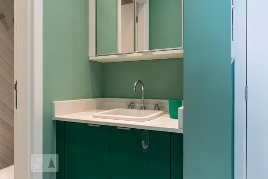 Banheiro de kitnet/studio à venda com 1 quarto, 40m² em Vila Mariana, São Paulo