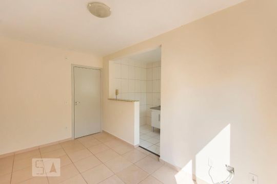 Sala de apartamento à venda com 2 quartos, 47m² em Jardim Santa Lúcia, Campinas