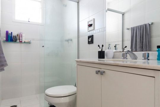 Suíte - Quarto 3 de apartamento para alugar com 3 quartos, 98m² em Vila Clementino, São Paulo