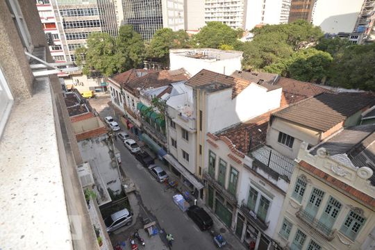 Vista de kitnet/studio à venda com 1 quarto, 39m² em Centro, Rio de Janeiro