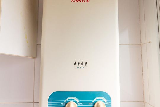 Área de serviço - aquecedor à gás de apartamento à venda com 2 quartos, 57m² em Vila Augusta, Guarulhos
