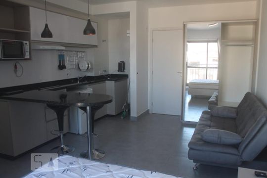 Sala de kitnet/studio para alugar com 1 quarto, 29m² em Guaíra, Curitiba