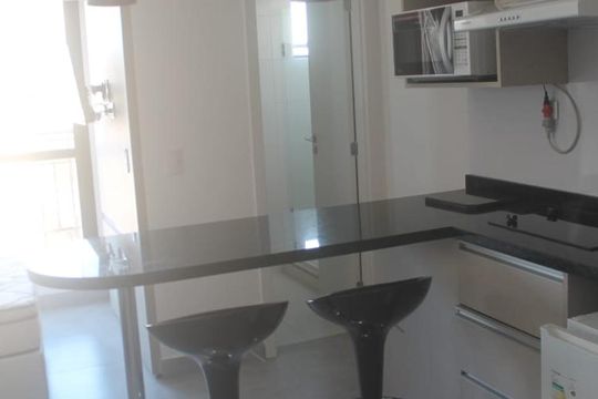 Cozinha de kitnet/studio para alugar com 1 quarto, 29m² em Guaíra, Curitiba
