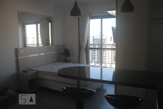 Dormitório de kitnet/studio para alugar com 1 quarto, 29m² em Guaíra, Curitiba