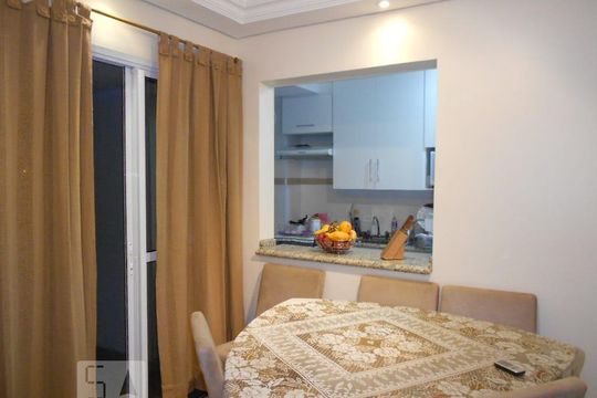 Sala de apartamento à venda com 2 quartos, 58m² em Vila Osasco, Osasco