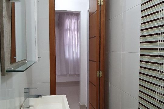 Banheiro de apartamento à venda com 1 quarto, 41m² em Botafogo, Rio de Janeiro