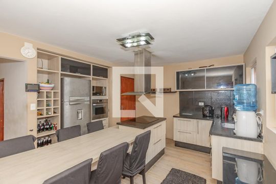 Cozinha de casa à venda com 3 quartos, 220m² em Jardim das Acácias, São Paulo