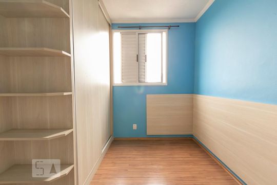 Quarto 2 de apartamento para alugar com 2 quartos, 43m² em Jardim Iris, São Paulo