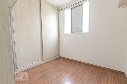 Quarto 1 de apartamento para alugar com 2 quartos, 43m² em Jardim Iris, São Paulo